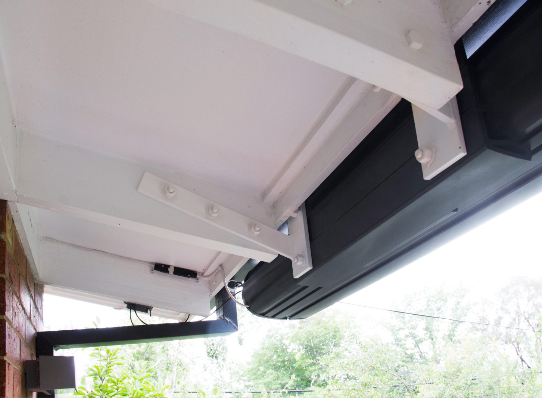 Helioscreen-full-cassette-awning-lyneham-act