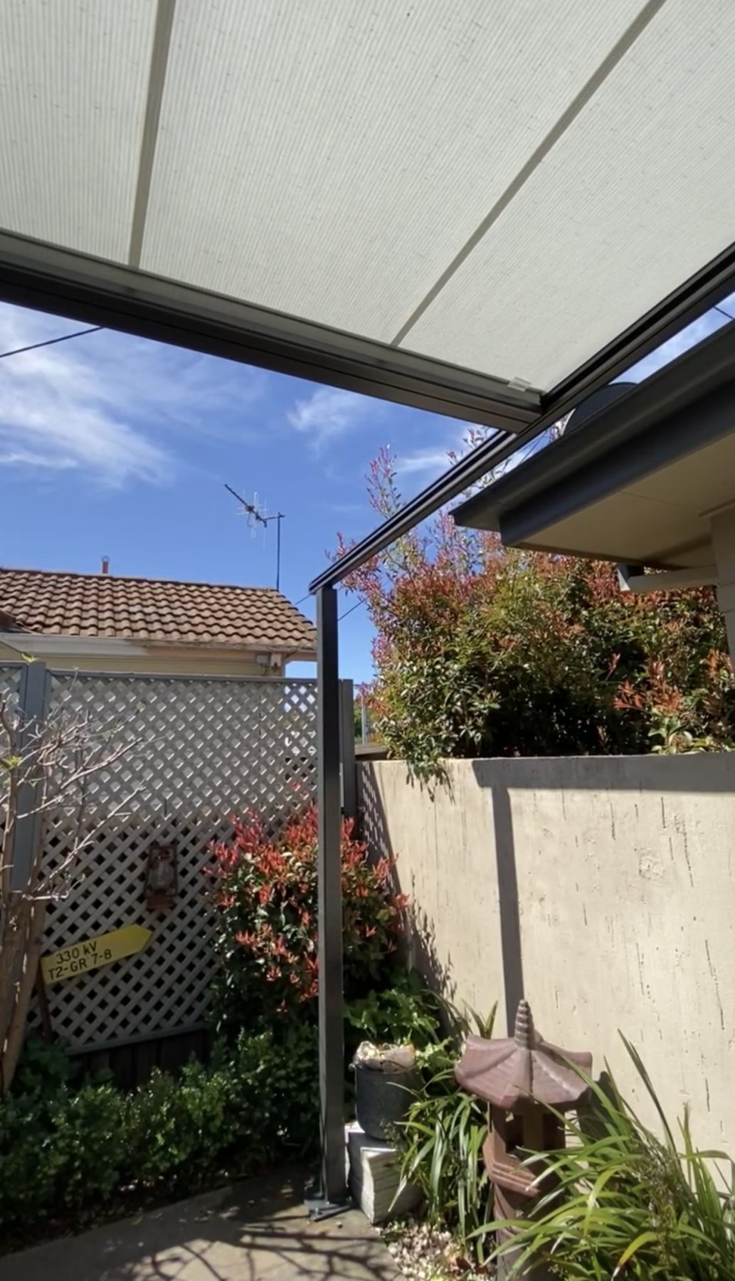 Markilux-Pergola-classic-retractable-sunroof-o'connor-ACT